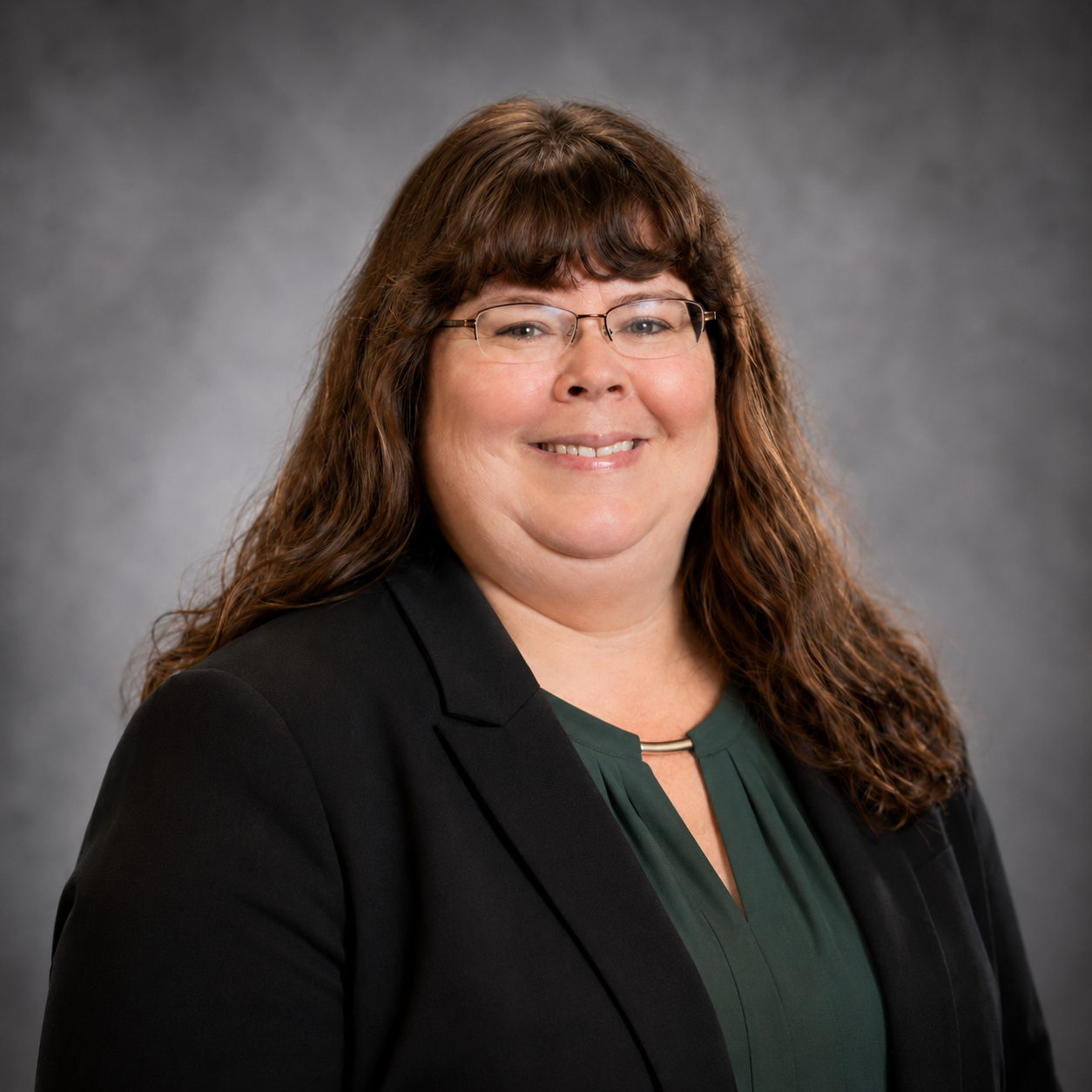 Tracy Sheldon, Regional Account Coordinator at Empire EMCO, specializing in rigid packaging operations, order management, expediting, supplier communication, inventory planning, freight logistics, and customer support across Ohio, Michigan, and Western Pennsylvania.